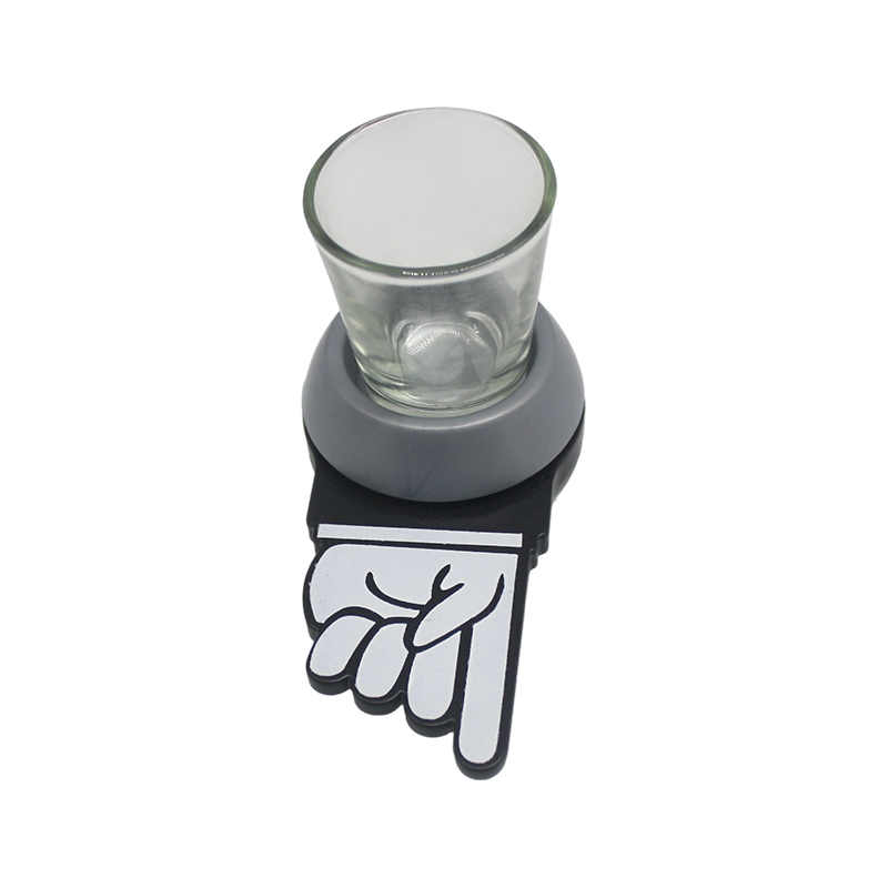 Jogo de roleta de mesa de vinho