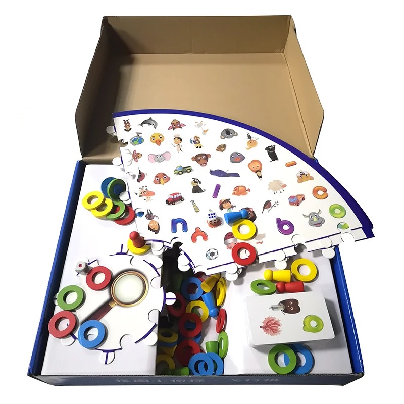 Coleção personalizada de jogos de tabuleiro - Conjunto de jogos familiares com vários temas