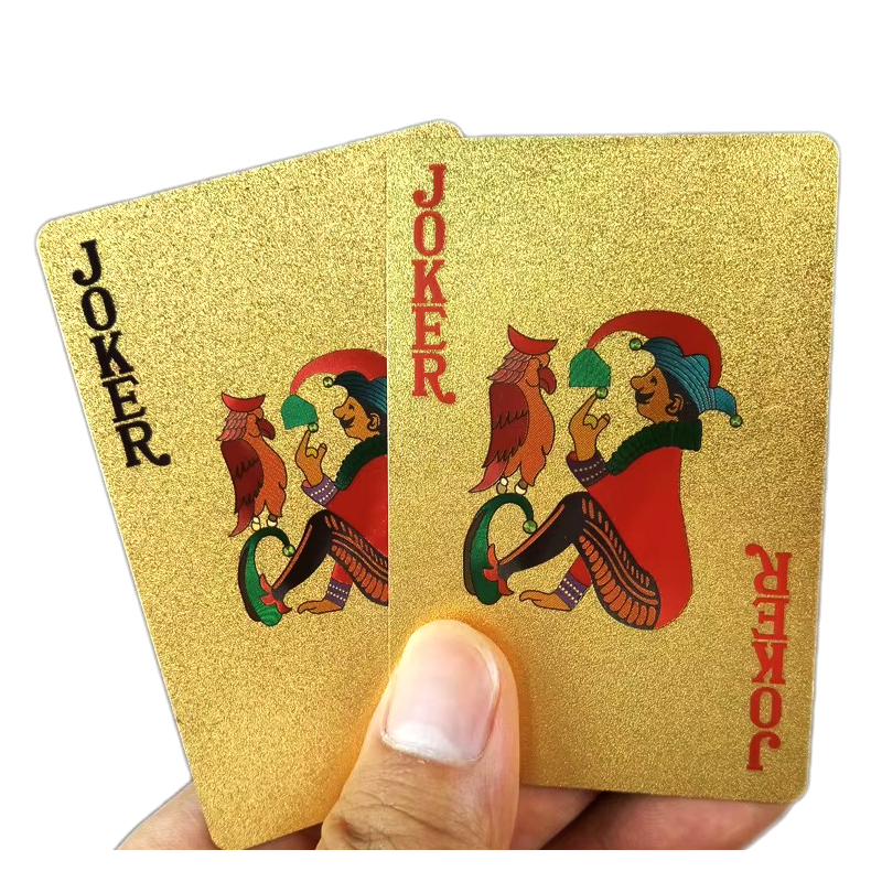Cartas de jogar banhadas a ouro