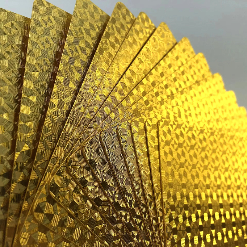 Cartas de jogar banhadas a ouro