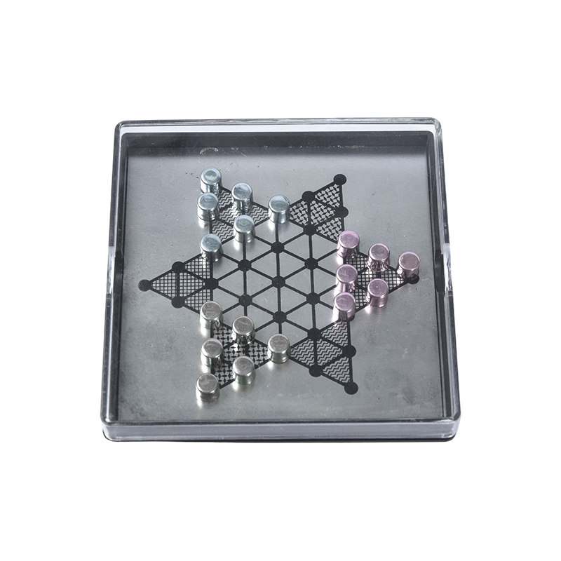 Conjunto de xadrez magnético de metal em caixa de acrílico transparente