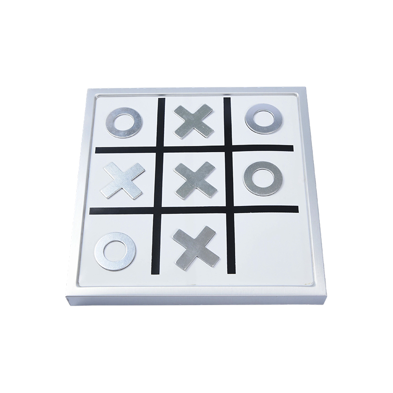 Jogo Tic-Tac-Toe de Metal Moderno Edição Desktop