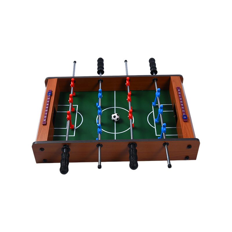 Mesa de pebolim clássica de madeira - jogo de mesa compacto com jogadores vibrantes e rastreadores de pontuação