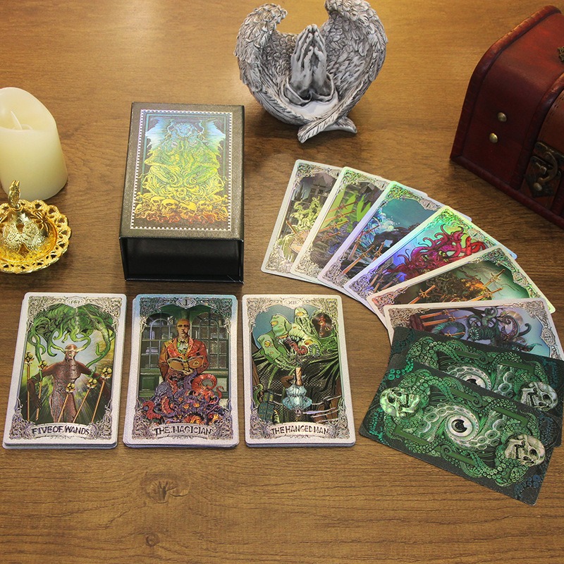 Como projetar cartas de jogar personalizadas: personalização, usos e fornecimento